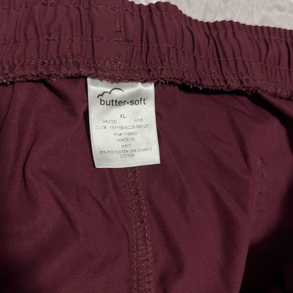 Wine Buttersoft scrub pants size XL. NWT. Never worn. - Picture 7 of 8